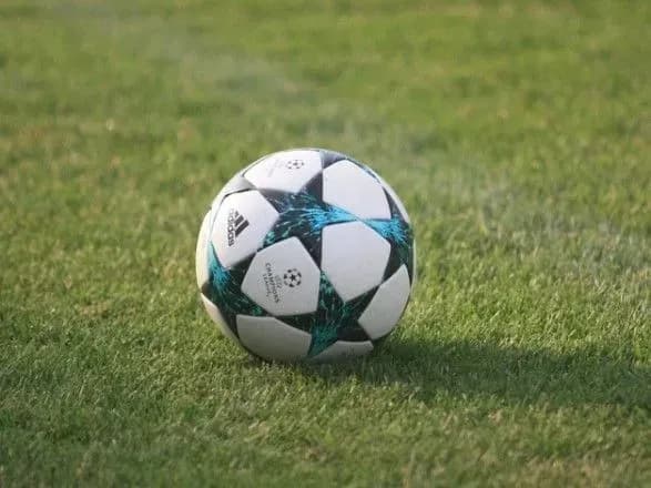 surkis-nasmikhayetsya-nad-ubolivalnikami-dinamo-aliyev