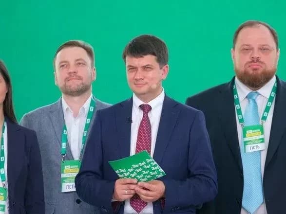 u-razi-dostrokovikh-viboriv-do-vr-proyshli-b-4-partiyi-opituvannya