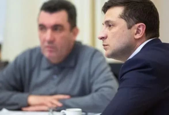 zelenskiy-diye-za-odnim-z-pyati-planiv-schodo-peremirya-na-donbasi-rnbo