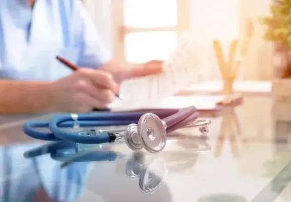 suma-viplat-za-likarnyanimi-u-zvyazku-z-covid-19-perevischila-10-mln-grn