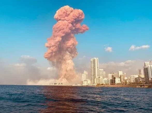 masshtabniy-vibukh-u-beyruti-versiyi-otsinki-pripuschennya