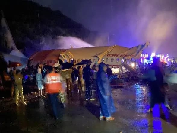 aviakatastrofa-v-indiyi-kilkist-zhertv-zrosla-do-17-osib-ukrayintsiv-na-bortu-ne-bulo