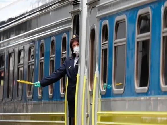 provokatori-zaytsiv-ta-okhorona-ukrzaliznitsya-prezentuye-programu-bezpeki-perevezen