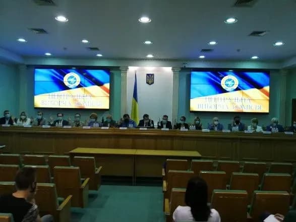 tsvk-rozpochinaye-protses-vidboru-kandidativ-do-terviborchkomiv-na-mistsevi-vibori