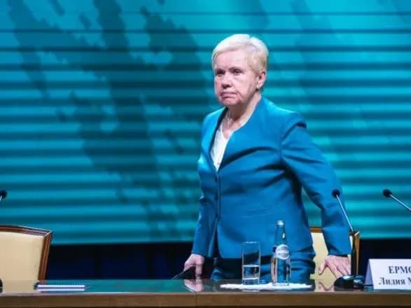 tsvk-bilorusi-na-dilnitsyakh-de-pidrakhuvali-golosi-liderom-ye-lukashenko