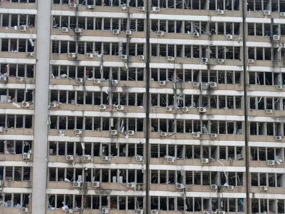 vibukh-u-livani-na-foni-katastrofi-u-beyruti-yegipet-ne-zberigatime-u-portakh-nebezpechni-rechovini