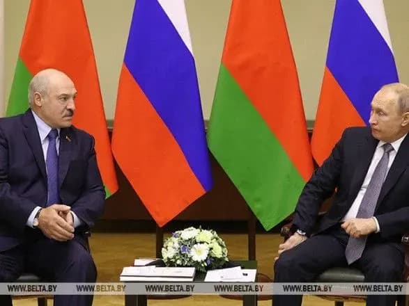 lukashenko-i-putin-domovilisya-pro-spilne-reaguvannya-na-zagostrennya-situatsiyi-v-bilorusi