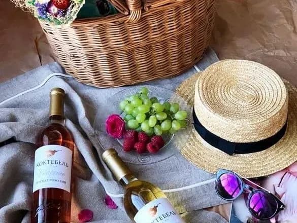 alkogolni-napoyi-gorilki-igristogo-ta-piva-viroblyayemo-vse-bilshe