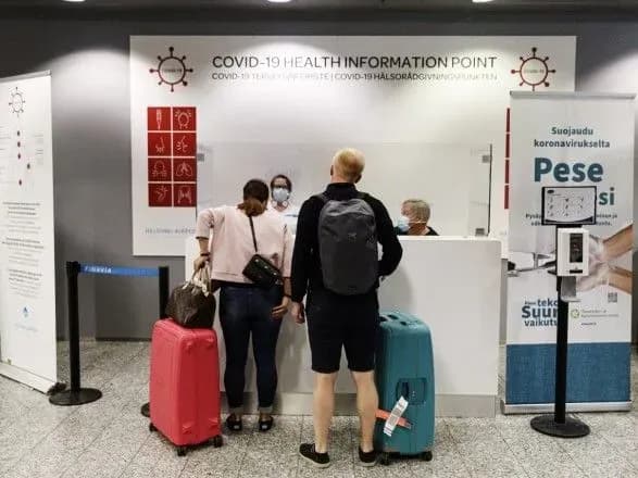 pandemiya-cherez-covid-19-finlyandiya-chastkovo-zakrila-kordoni-zokrema-i-dlya-ukrayintsiv-zbirachiv-yagid