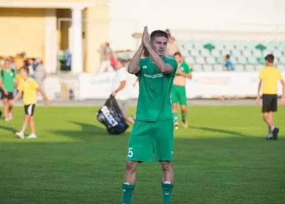 futbolist-z-dosvidom-gri-v-chempionati-lnr-pereyshov-v-ukrayinskiy-klub