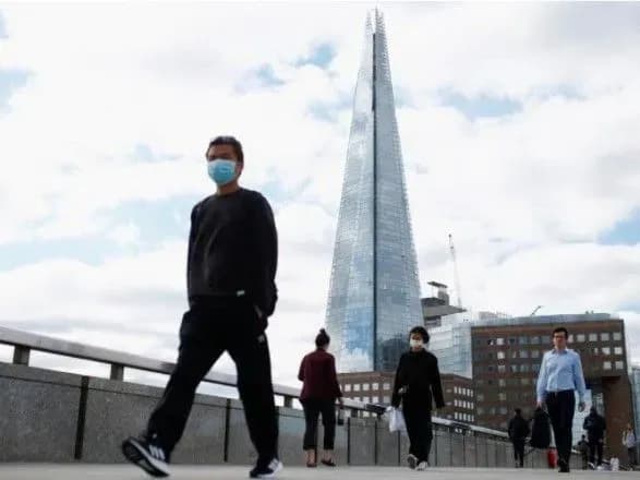 u-britaniyi-za-dobu-viyavili-naybilshu-kilkist-zarazhennya-koronavirusom-z-pochatku-chervnya