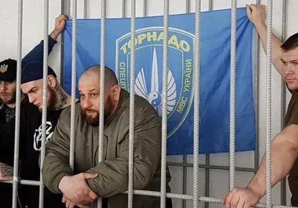 vs-vidklav-rozglyad-provadzhennya-schodo-eksbiytsiv-tornado