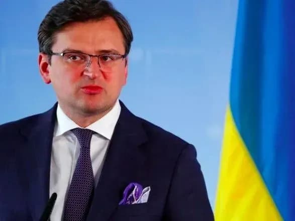 mzs-pratsyuye-z-parlamentom-nad-zakonoproektom-pro-podviyne-gromadyanstvo-kuleba