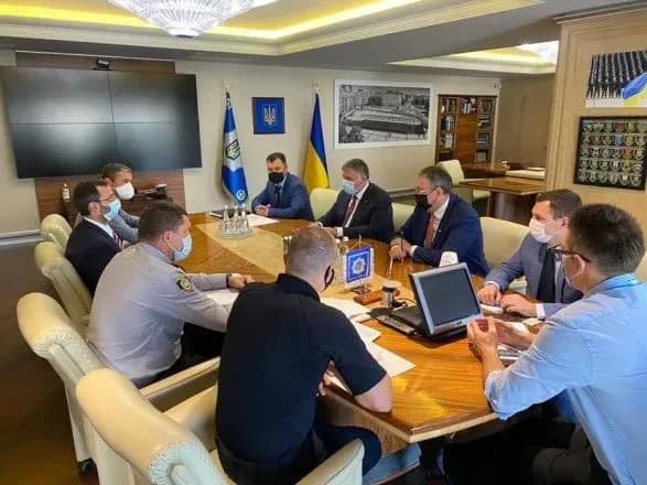 izrayil-napravit-do-umani-izrayilskikh-politseyskikh