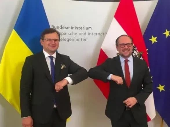 kuleba-zustrivsya-z-glavoyu-mzs-avstriyi-govorili-pro-okupovani-teritoriyi-bilorus-ta-investitsiyi