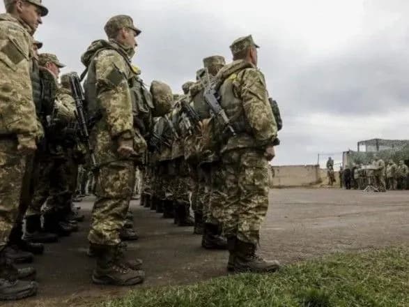 koruptsiyni-skandali-v-oborontsi-nazdognati-ta-peregnati-poperednikiv