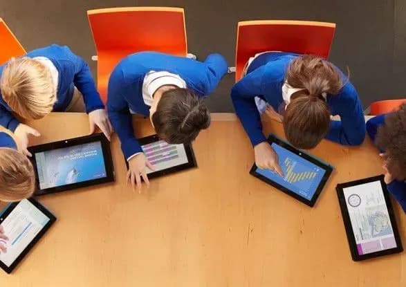 na-testuvannya-e-zhurnalu-ta-e-schodennika-dlya-shkolyariv-planuyut-vitratiti-ponad-piv-mili-ona