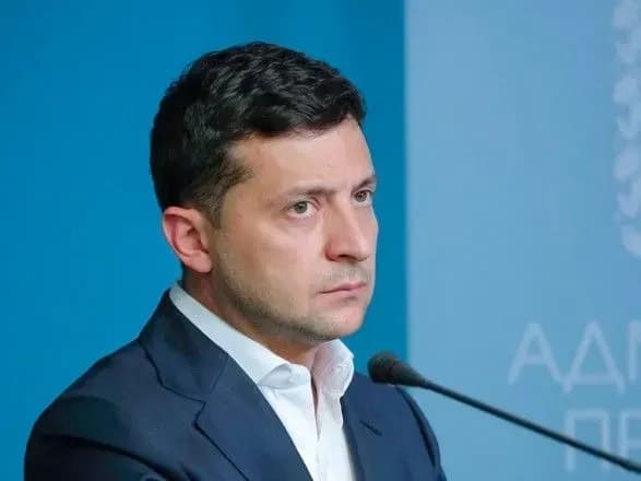 zelenskiy-rozporyadivsya-prizupiniti-poloti-vsikh-an-26-do-zyasuvannya-prichin-aviakatastrofi-u-chuguyevi