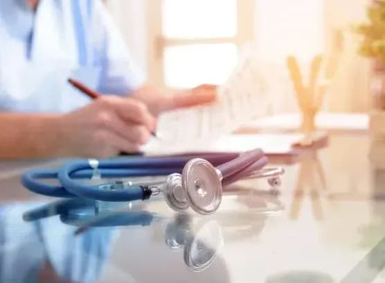 na-prikarpatti-zrosla-kilkist-khvorikh-na-gostru-kishkovu-infektsiyu