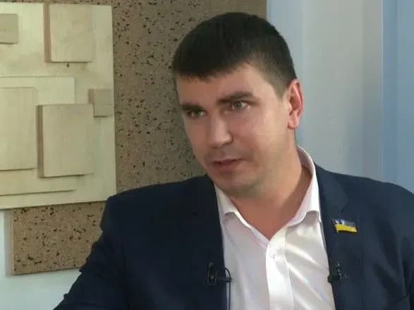 nardep-rozkritikuvav-zbilshennya-byudzhetnogo-finansuvannya-ofisu-prezidenta-kabminu-i-ogpu