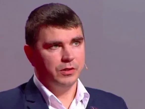 narodniy-deputat-pidtverdiv-torgivlyu-okrugami-slugami-narodu