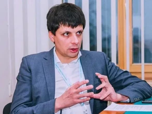 ekszastupnik-ministra-kukhta-abo-dostatni-zarplati-u-naglyadovikh-radakh-abo-povernennya-koruptsiyi