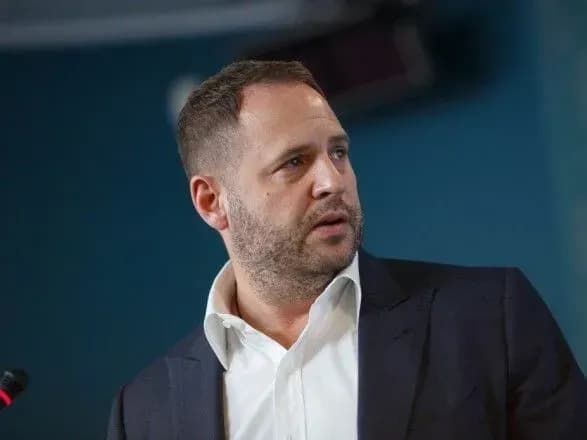 rishennya-pro-zaproshennya-fokina-do-tkg-bulo-kolektivnim-yermak