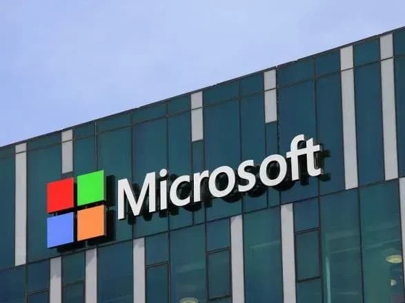 microsoft-investuye-1-mlrd-yevro-dlya-stvorennya-khmarnogo-tsentru-zberigannya-danikh-u-gretsiyi
