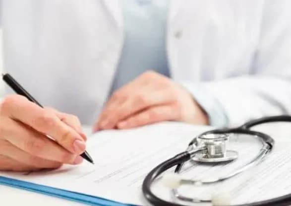 ekspert-poyasnila-yak-diyati-yakscho-z-vami-rozirvali-medichnu-deklaratsiyu