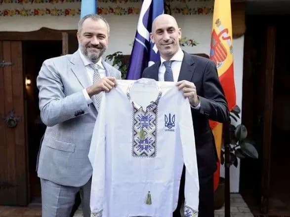 pavelko-proviv-zustrich-z-vitse-prezidentom-uyefa-obgovorili-spivpratsyu