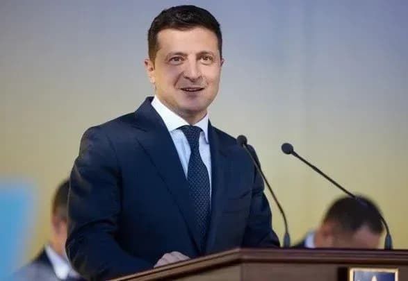 zelenskiy-oprilyudniv-tri-finalni-zapitannya-zi-svogo-opituvannya-25-zhovtnya