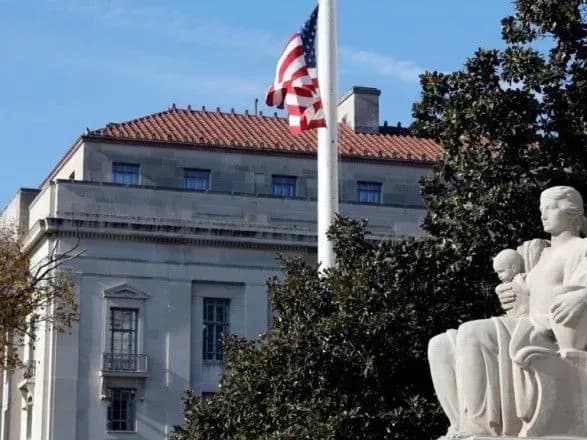 v-ssha-vpershe-za-70-rokiv-stratyat-zhinku