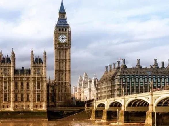 bloomberg-london-mozhe-zminiti-spirniy-zakonoproekt-pro-vnutrishniy-rinok-zaradi-ugodi-z-yes