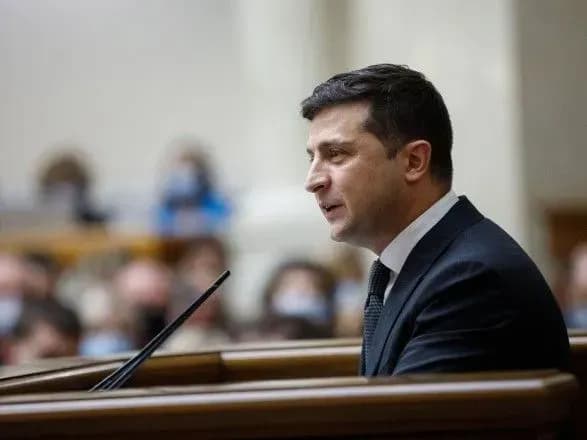 poslannya-zelenskogo-do-vr-bulo-emotsii-nim-i-malo-peredviborchii-motiv-politolog