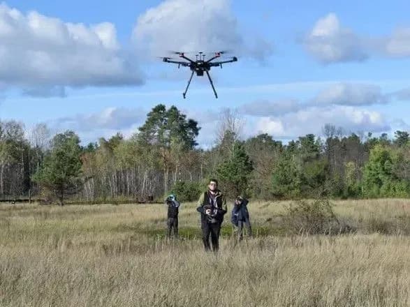 u-zoni-vidchuzhennya-vpershe-viprobuvali-robota-sobaku-boston-dynamics