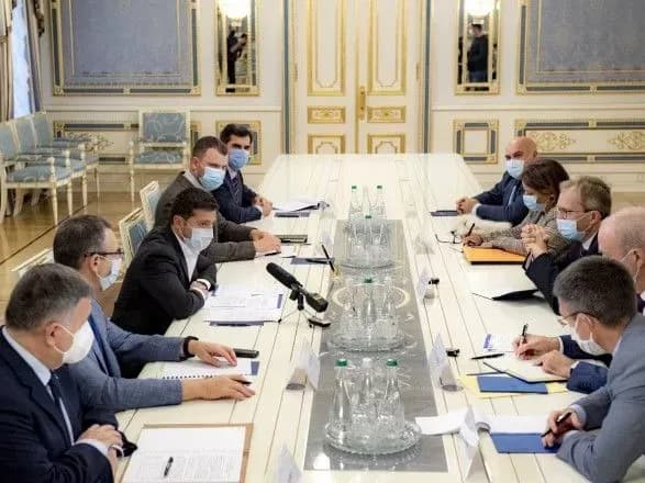 zelenskiy-dlya-nas-u-prioriteti-proekti-oriyentovani-na-dodanu-vartist-i-zbilshennya-robochikh-mists