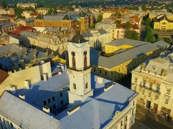 zhodna-z-oblastey-v-ukrayini-ne-gotova-do-poslablennya-karantinu-moz-3