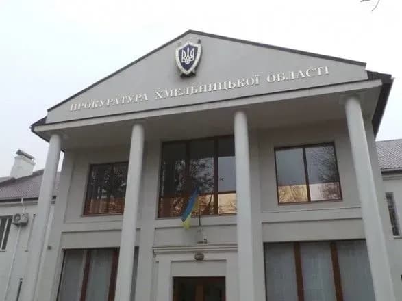 na-odeschini-zasudili-zhinku-yaka-vikinula-na-smitnik-tilo-nemovlyati