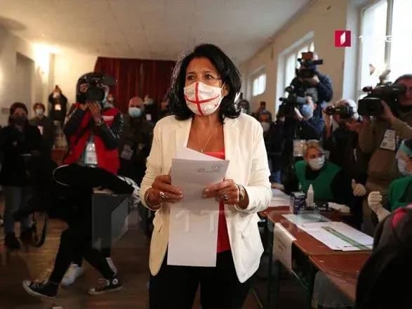 prezident-gruziyi-zaklikala-gromadyan-priyti-na-vibori