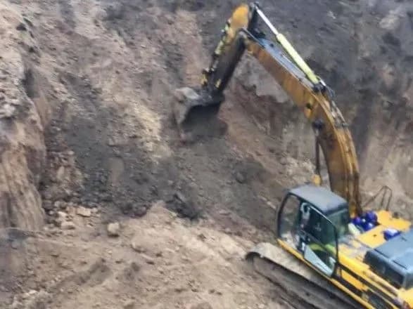 na-mikolayivschini-veli-nezakonni-rozkopki-skifskogo-kurganu-yogo-vzyala-pid-okhoronu-politsiya