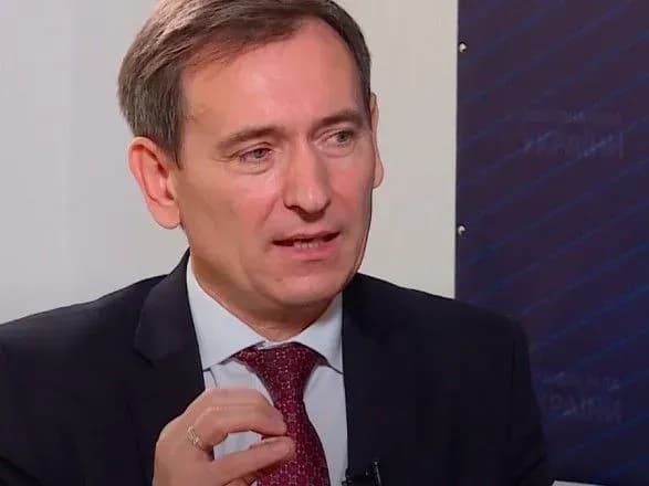 virishennya-krizi-ksu-venislavskiy-povidomiv-yaki-vadi-mayut-zakonoproekti-zelenskogo-i-razumkova