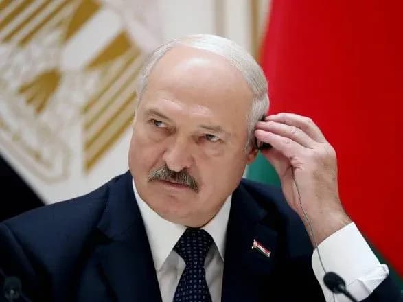 chya-b-korova-mychala-a-zelenskogo-molchala-lukashenko-grubo-vidpoviv-prezidentu-ukrayini