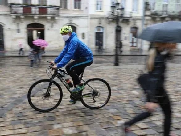 shmigal-vidreaguvav-na-ignoruvannya-karantinu-vikhidnogo-dnya-zbiraye-meriv-na-onlayn-zustrich