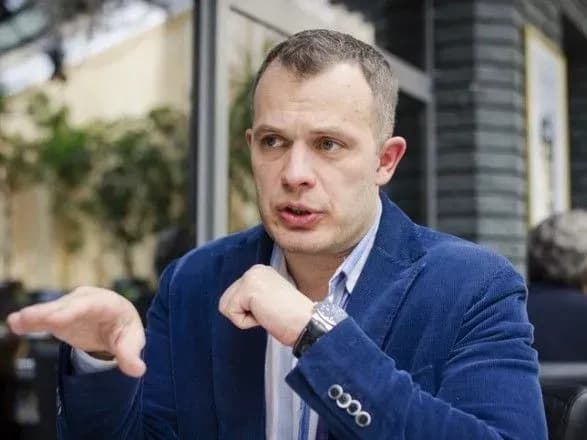 biznesmen-pro-diyi-vladi-pid-chas-pandemiyi-yakscho-ne-vistachaye-povitrya-ne-treba-pirnati-u-pecheru