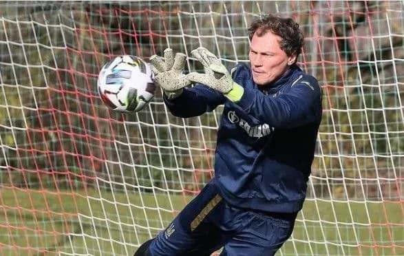 pyatov-pro-skasuvannya-matchu-zi-shveytsariyeyu-vse-povinno-virishuvatisya-na-futbolnomu-poli-a-ne-v-laboratoriyakh