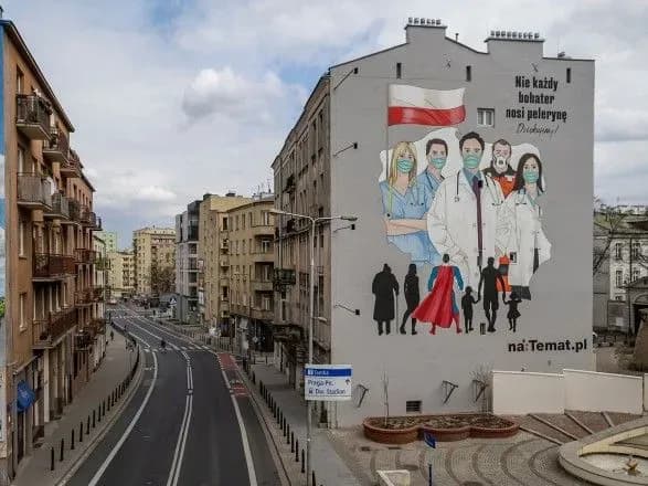 pandemiya-u-polschi-zafiksovano-rekordnu-dobovu-smertnist-cherez-covid-19