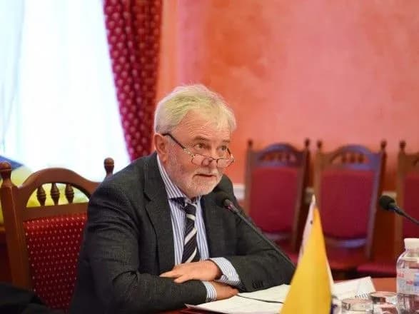 nezakhischeni-lyudi-v-internatakh-potrebuyut-pershochergovogo-testuvannya-na-covid-19-eksglava-moz