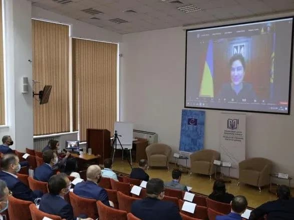 v-ofisi-genprokurora-gotuyutsya-do-transformatsiyi-mistsevikh-prokuratur-v-okruzhni