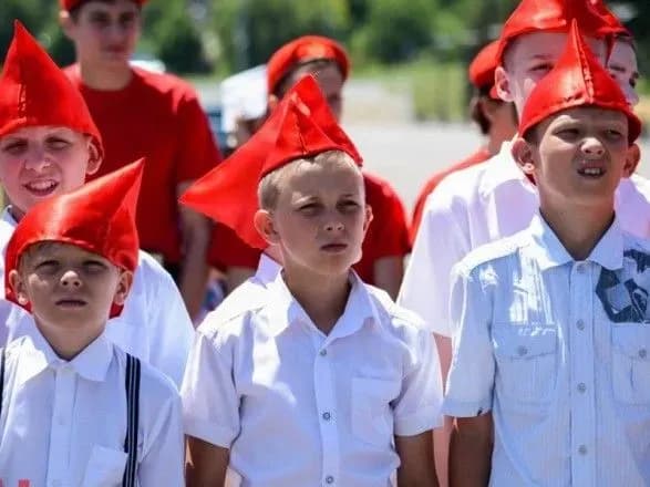 pravozakhisniki-vsyu-talanovitu-molod-okupovanogo-donbasu-integruyut-v-rosiyu