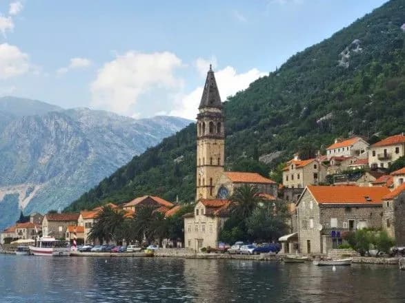 u-moz-onovili-spisok-krayin-chervonoyi-ta-zelenoyi-zon-1